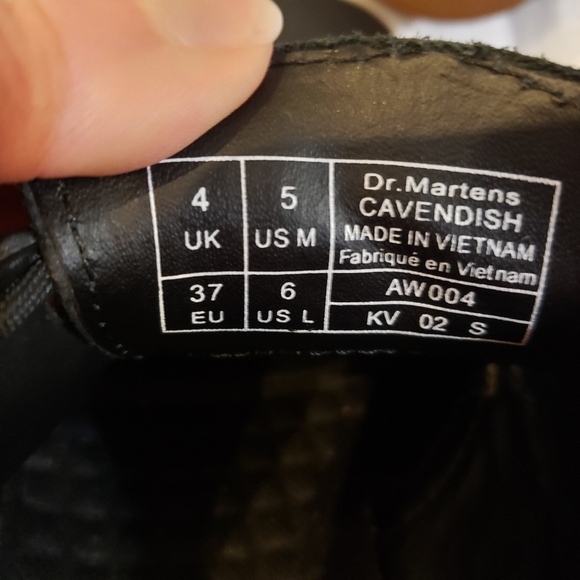 Dr. Martens Cavendish Black Leather Lite Sneakers - Picture 8 of 10